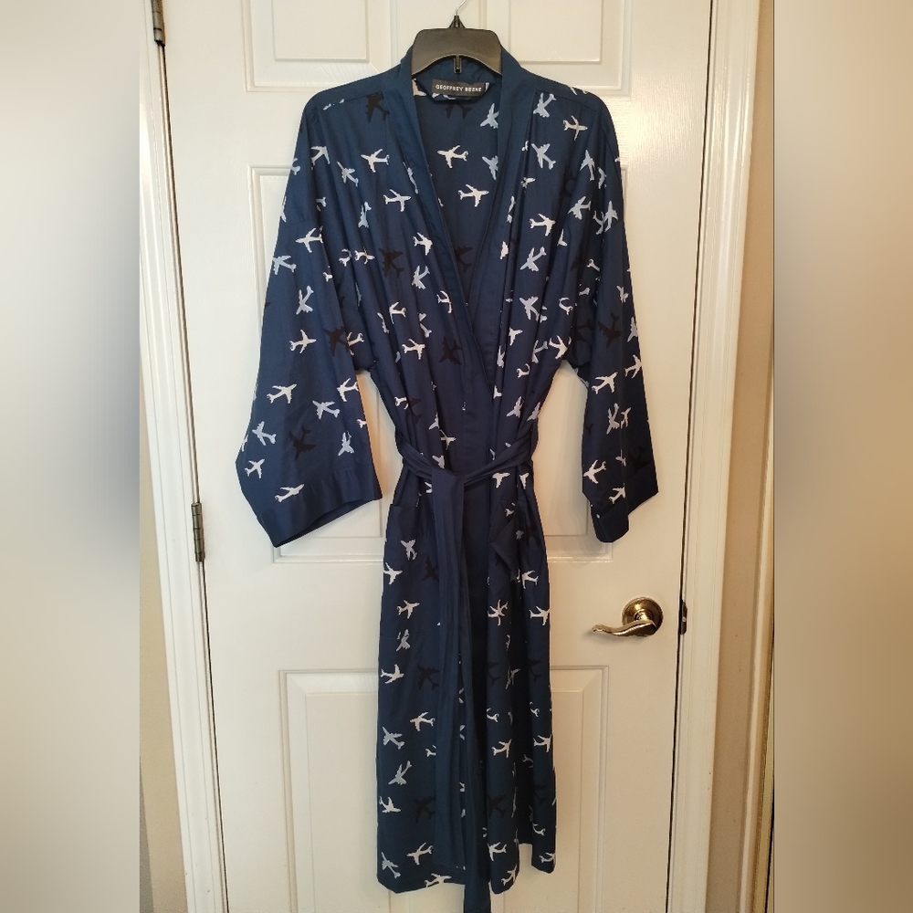 NWOT Geoffrey Beene Robe - Picture 3 of 7